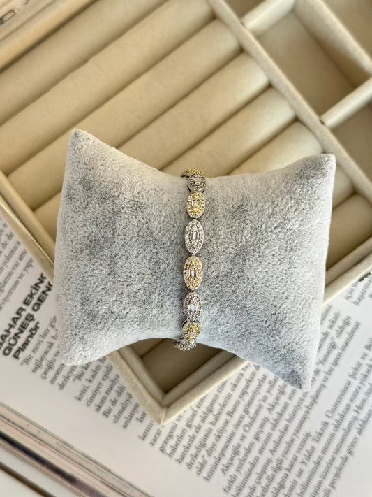 Özel Seri Full Taşlı Oval Model Bileklik