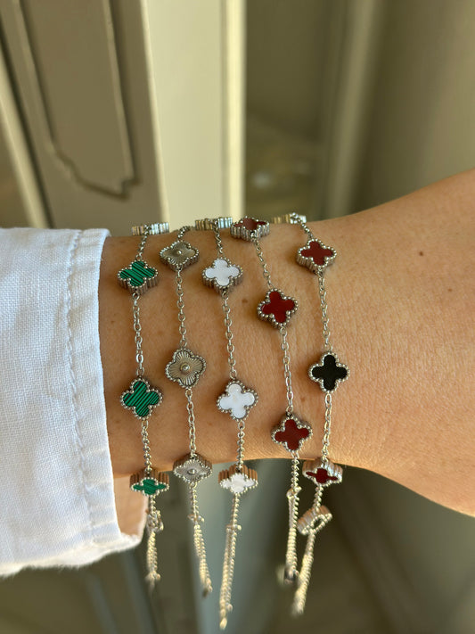 Gümüş Renk Detay Mini Boy Yonca Bileklik