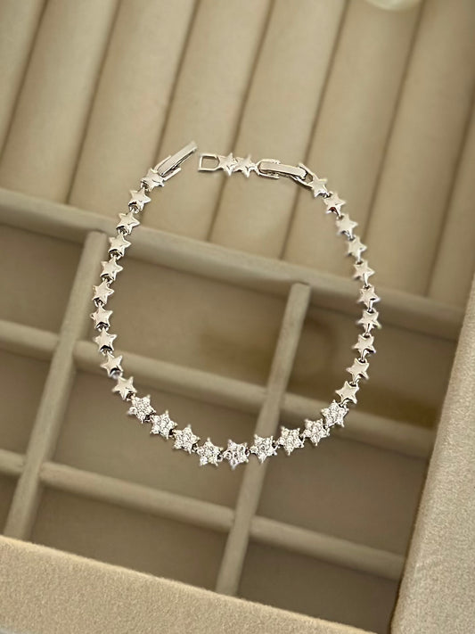 Yarım Taşlı Yıldız Bileklik