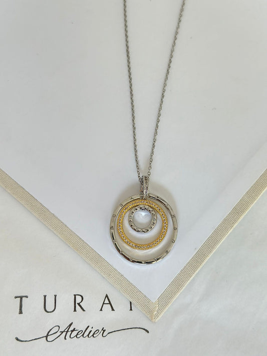 iç içe Hareketli Daire Tasarım kolye