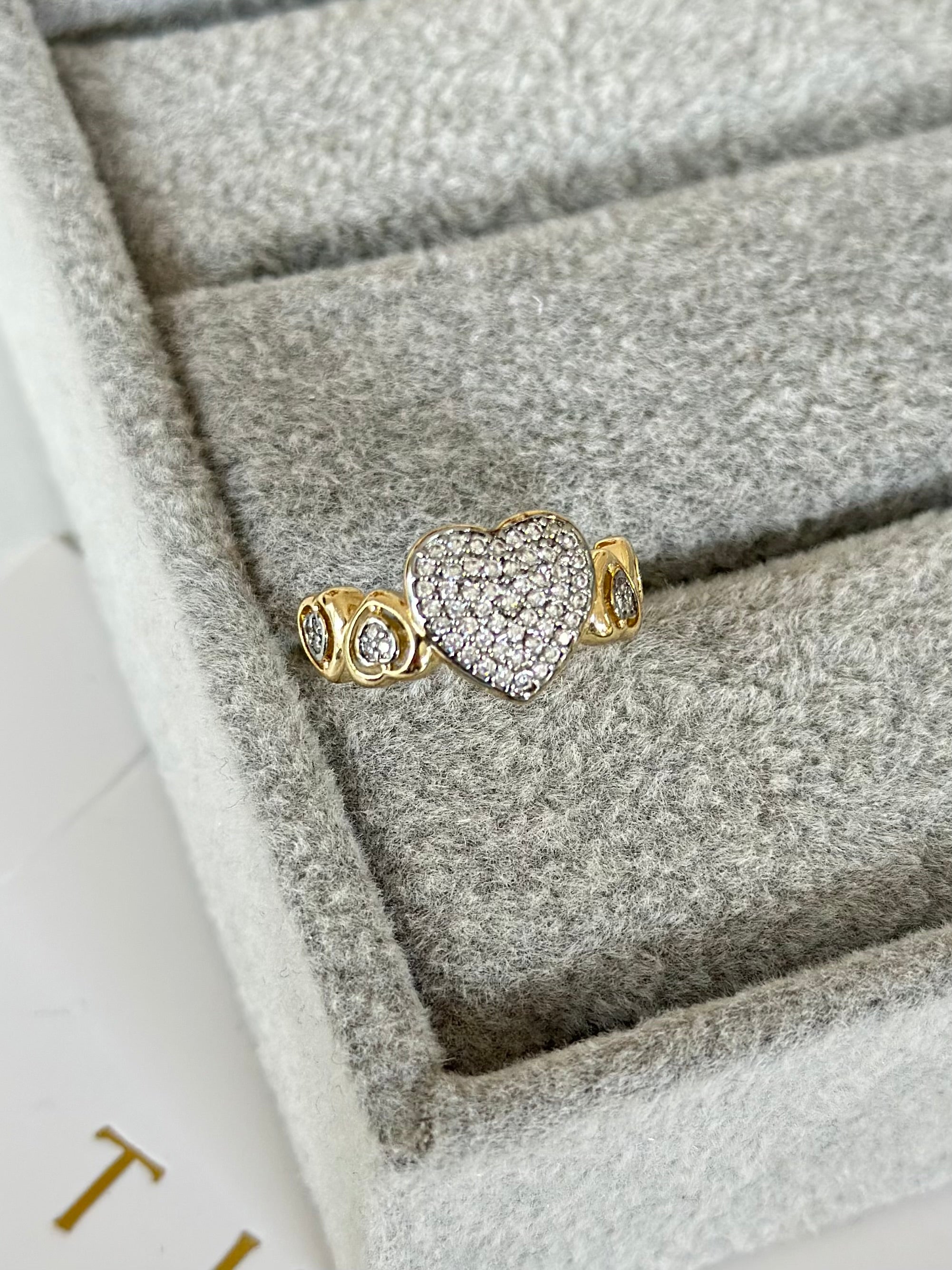 Özel Seri Kalp Yüzük