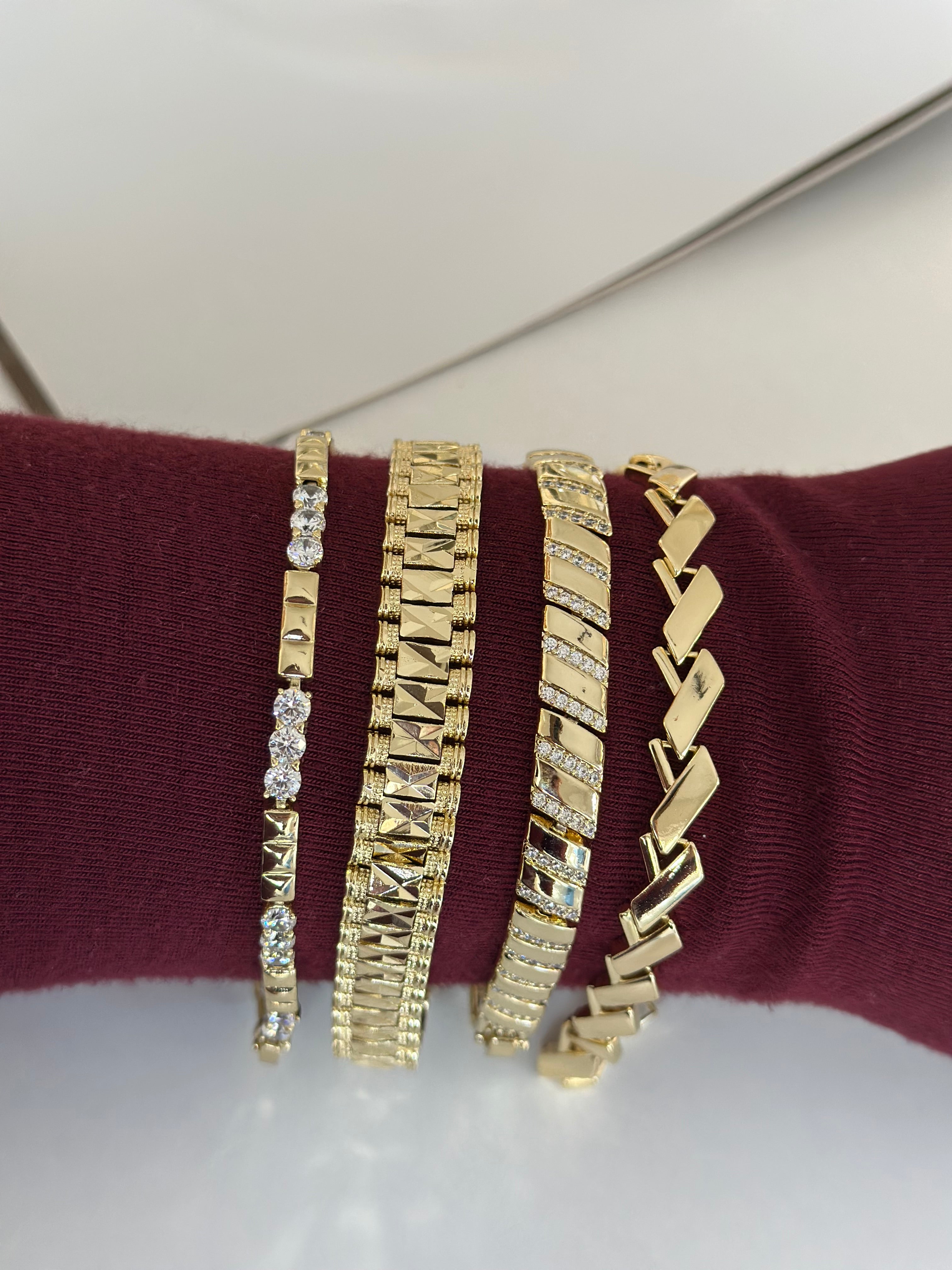 Özel Seri 14K Renk Özel Seri Bileklik