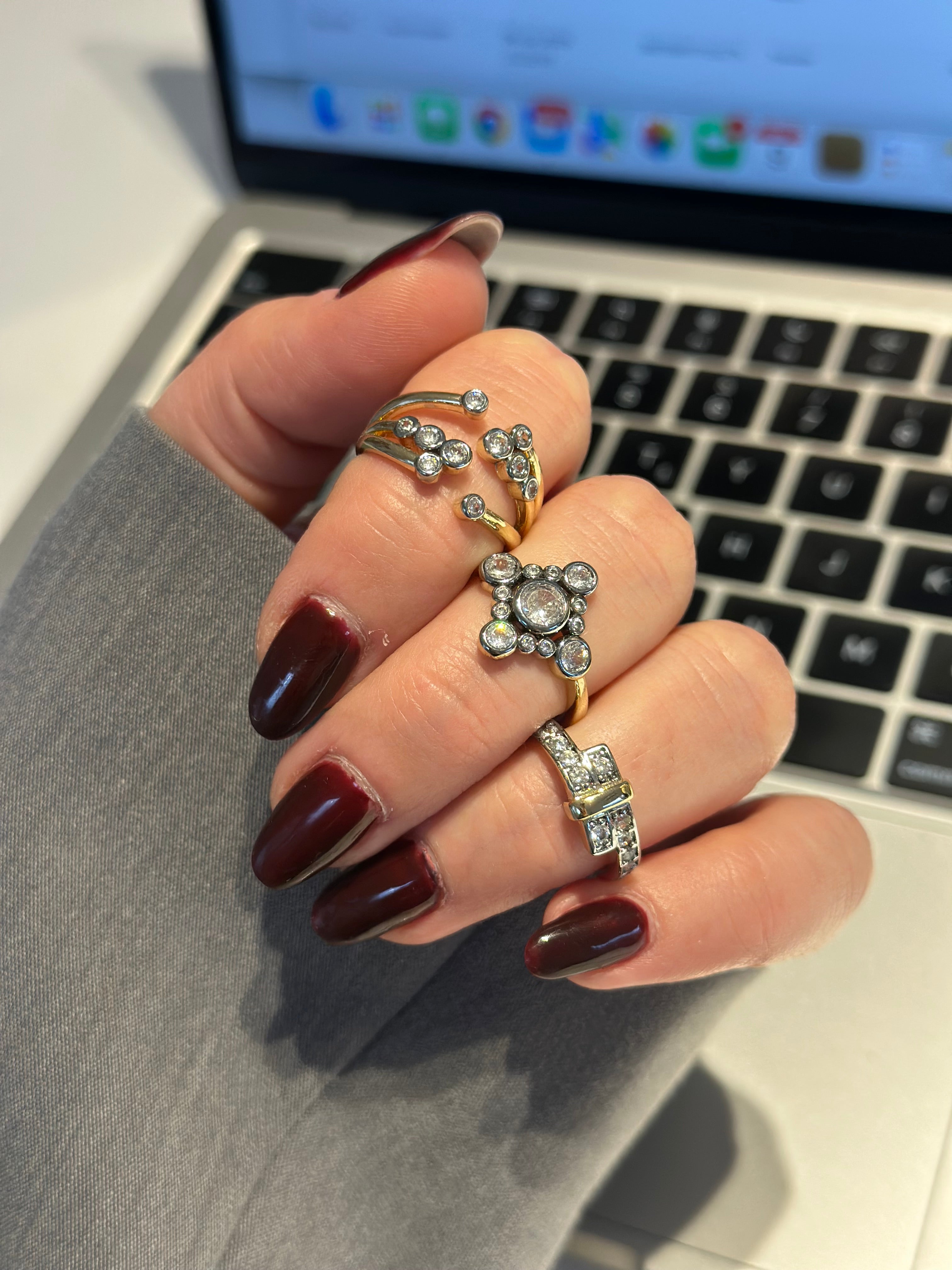 Özel Seri Su Yolu Yüzük