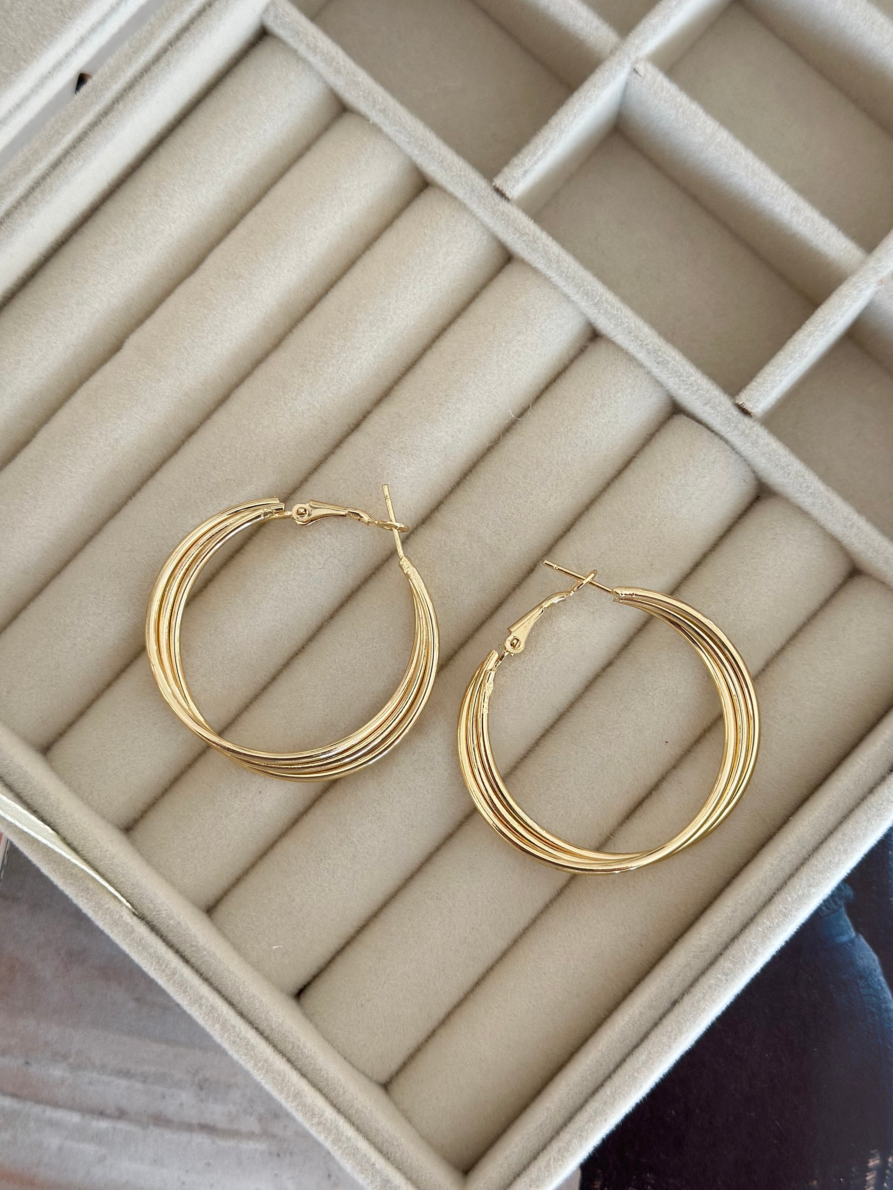 3 lü Burgu Halka Küpe İç Çap Ölçüsü: 3 cm