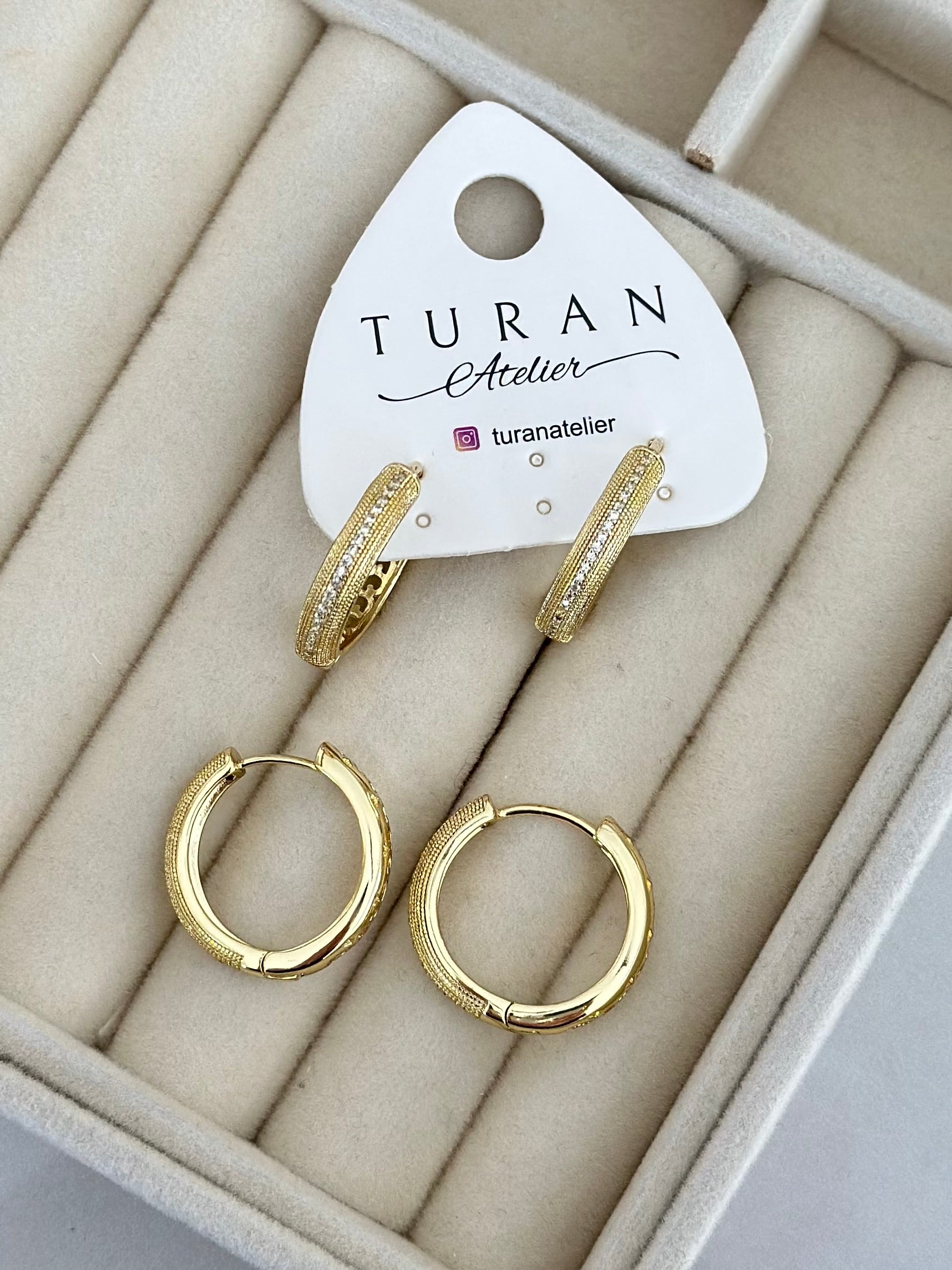 Özel Seri Xuping Mini Taşlı Mat Küpe