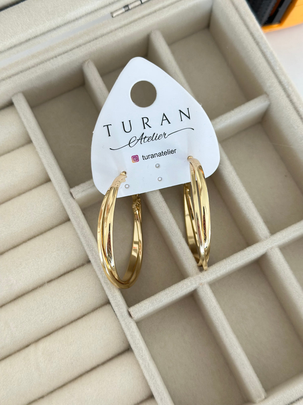 İkili Burgu Halka Küpe İç Çap Ölçüsü: 3 cm