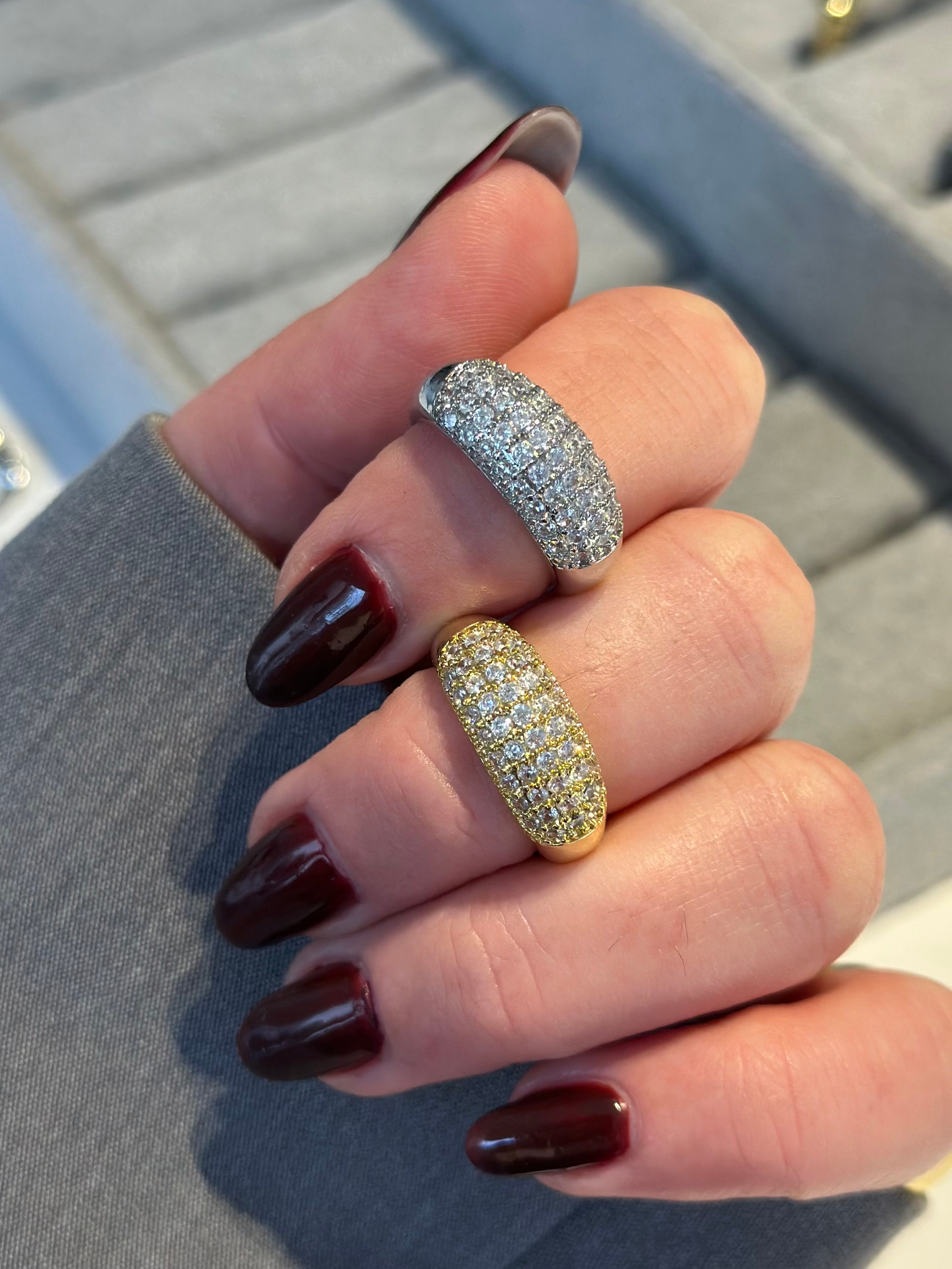 Zirkon Bombe Yüzük