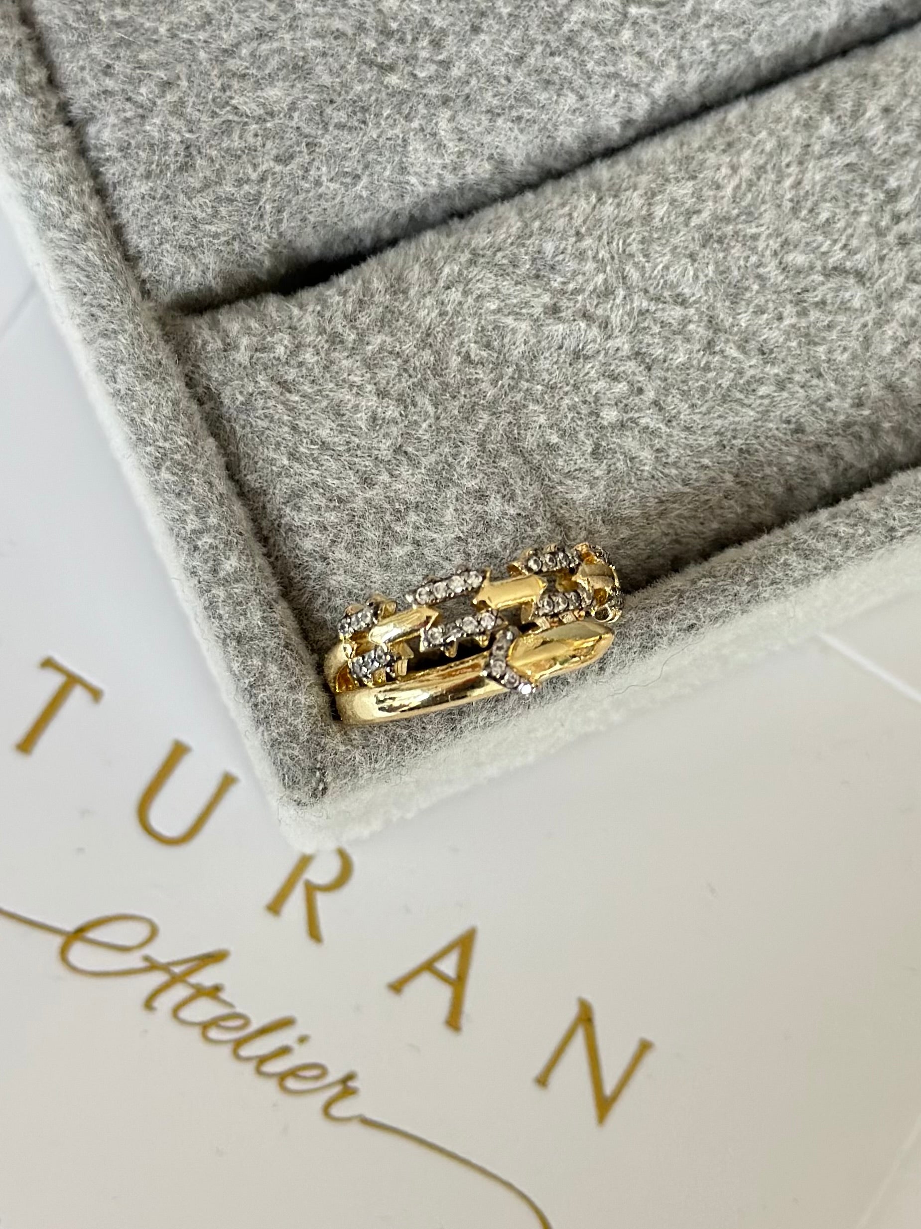 Özel Seri Ok Tasarım Yüzük