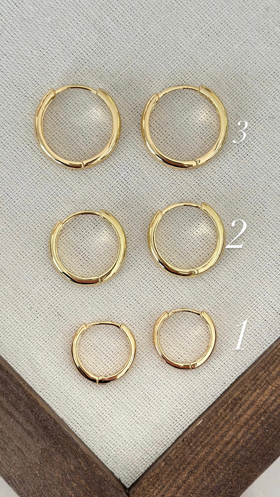 Minimal Gold Halka Küpe
