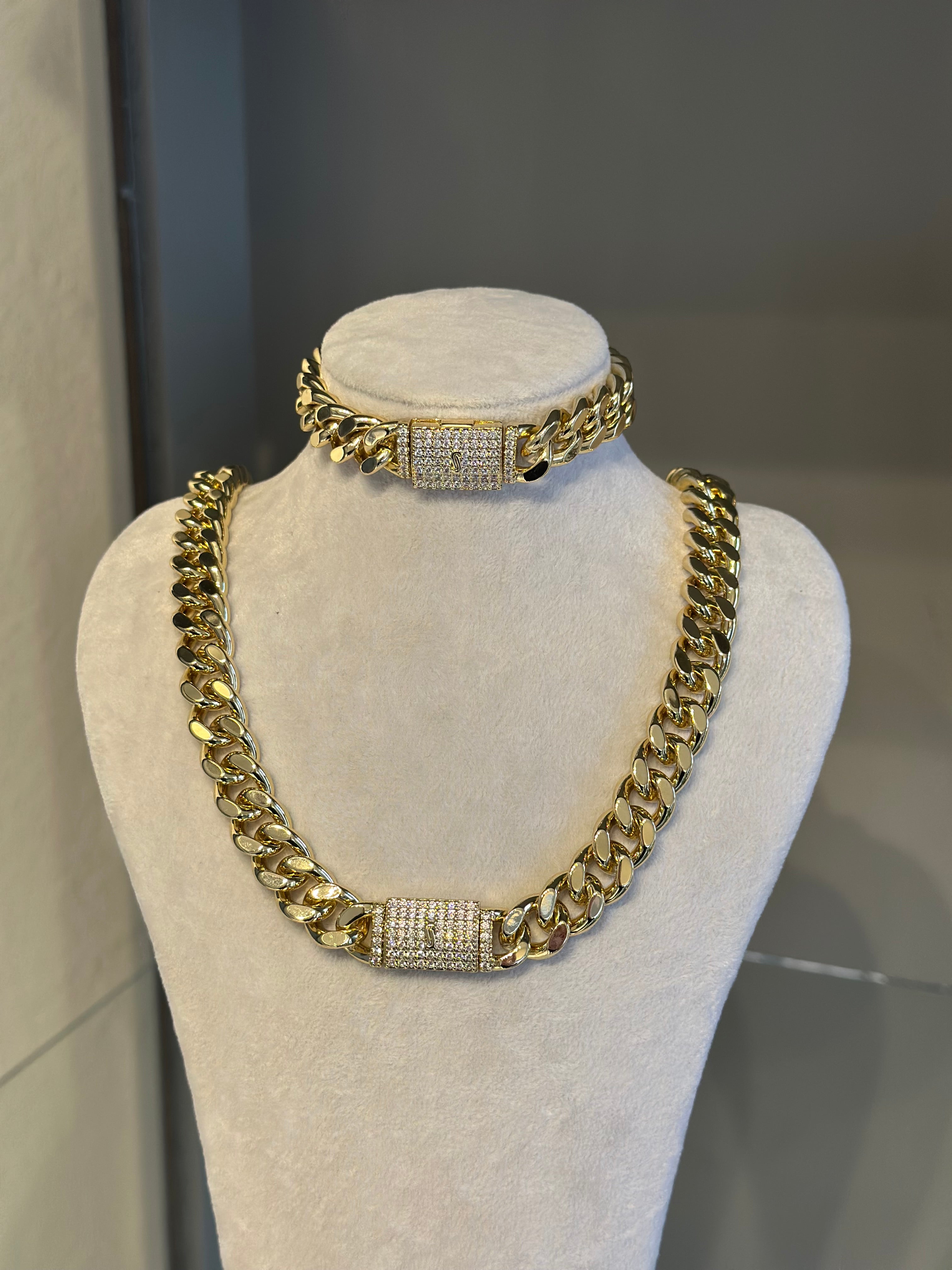 Özel Seri  Royal Chain Kolye Bileklik Set