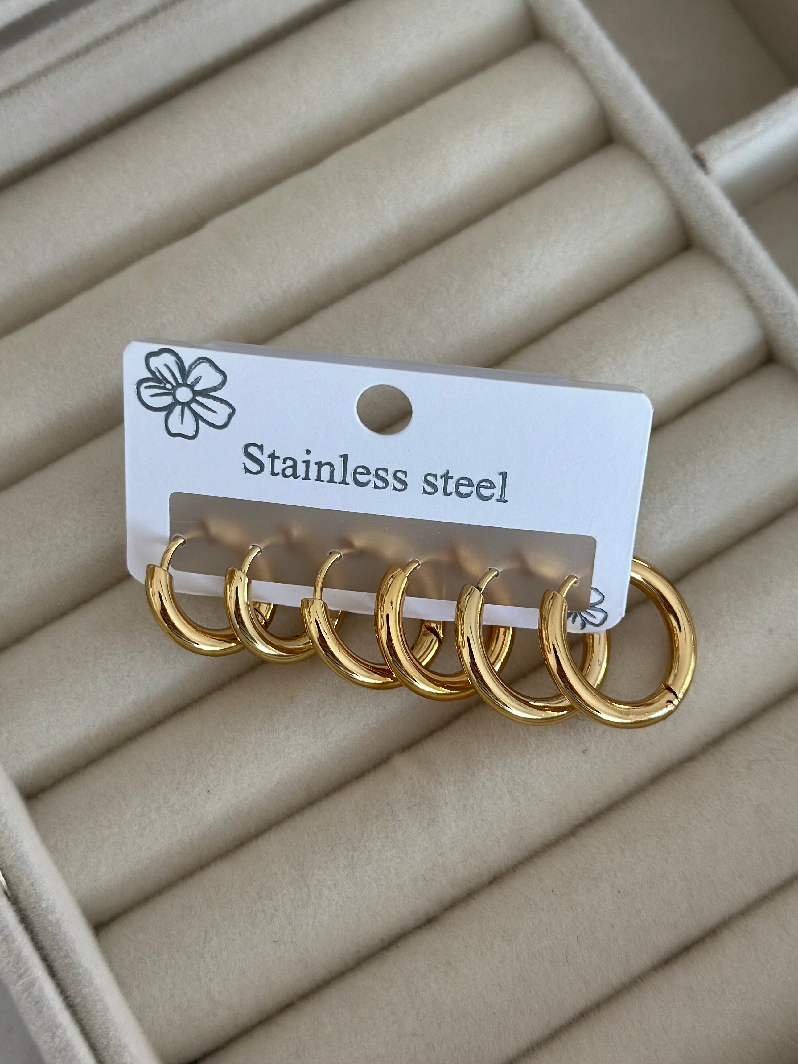 Klasik 6 lı Bombe Çelik Set Küpe