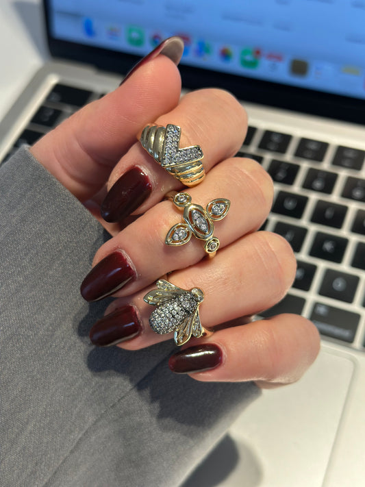 Özel Seri V Yüzük