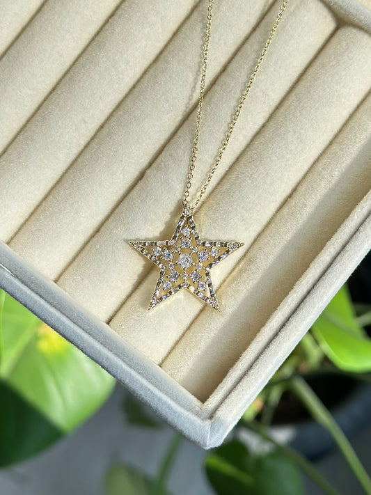 Özel Seri Yıldız Kolye