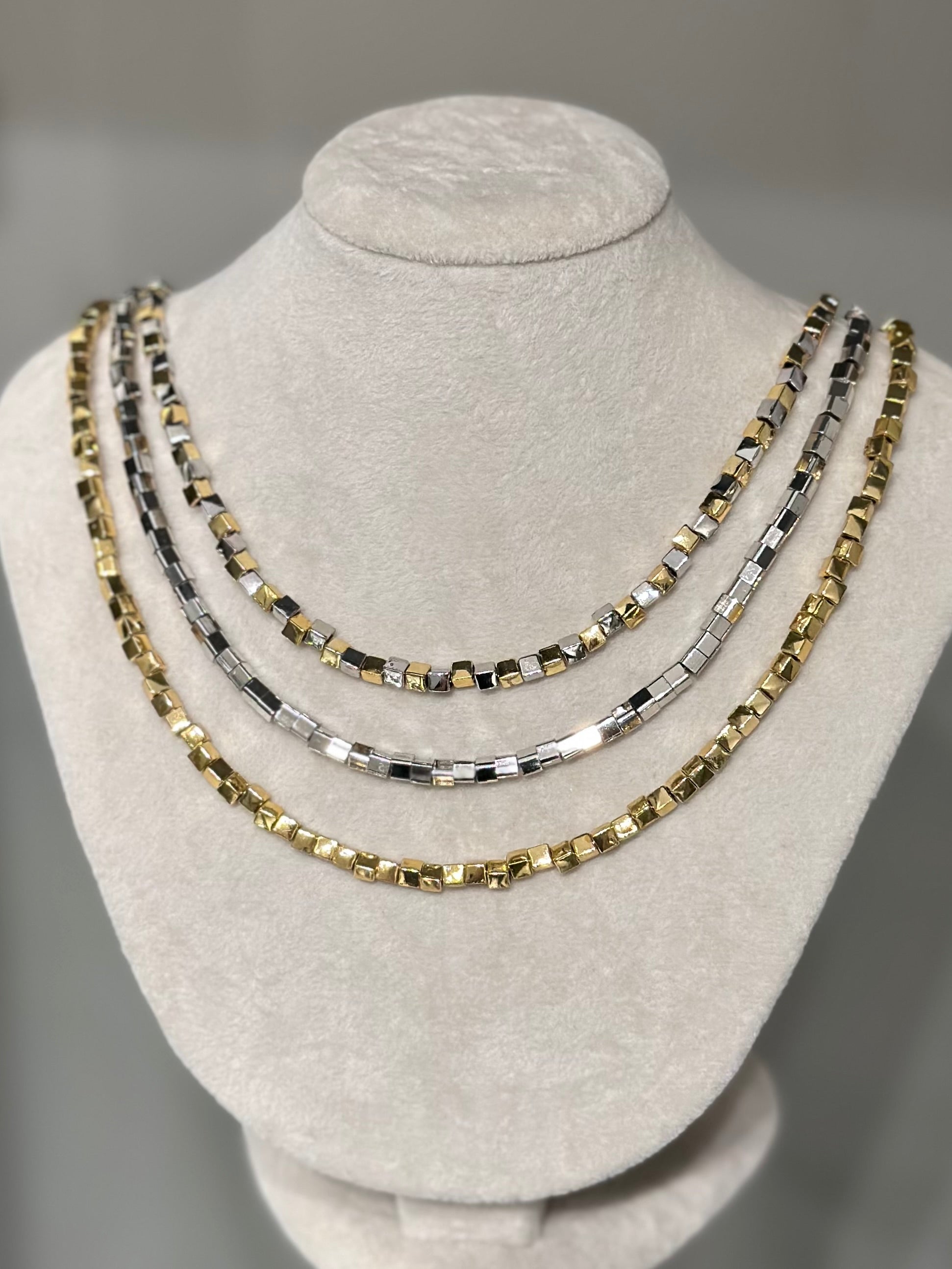 Kare Taş Tasarım Kolye