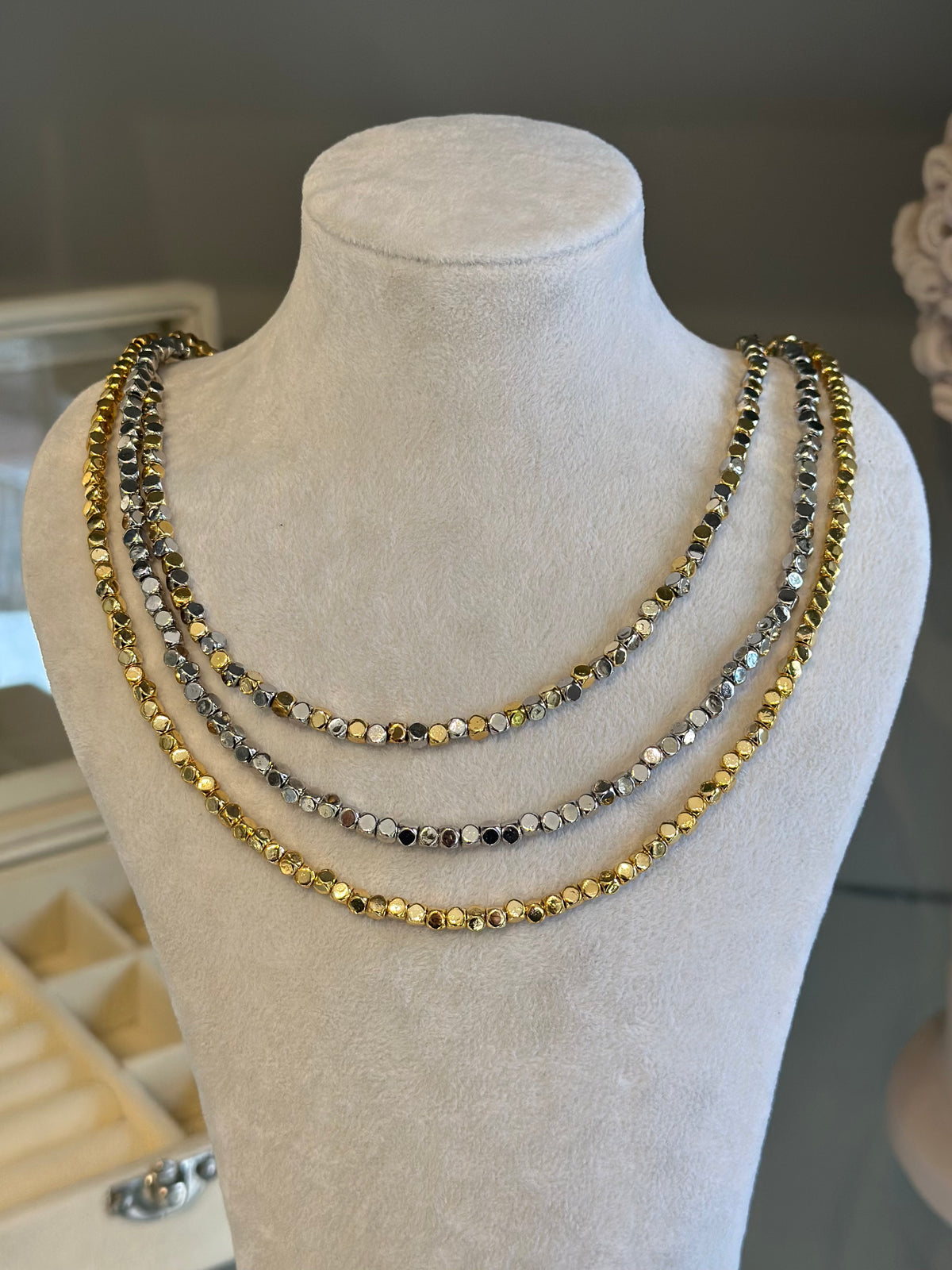 Mini Küp Taş Kolye