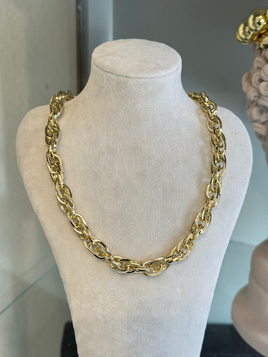 Oval Geçmeli Özel Seri Kalın Kolye