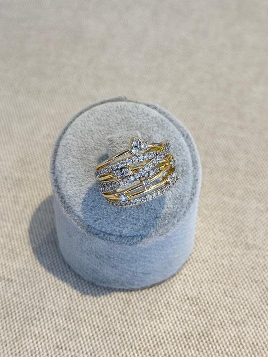 Mini Taşlı Marka Sarmal Tasarım Yüzük