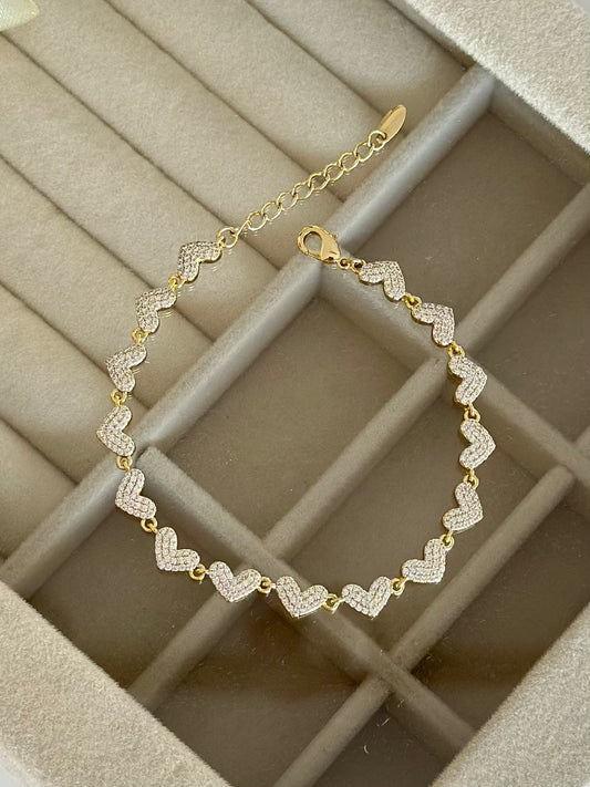 Zirkon Kalp Yolu Özel Seri Bileklik