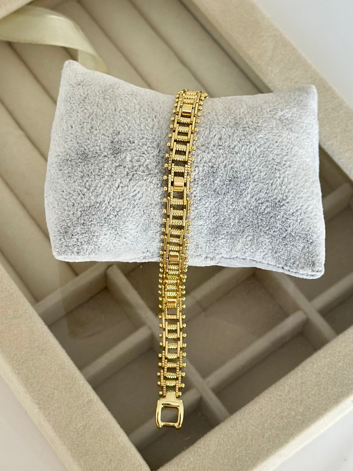 Özel Seri Silindir Model Bileklik