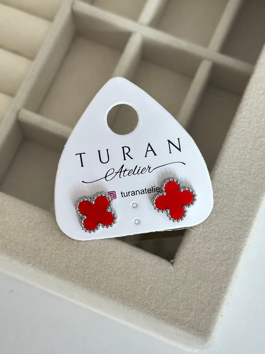 Gümüş Detay Kırmızı Yonca Küpe