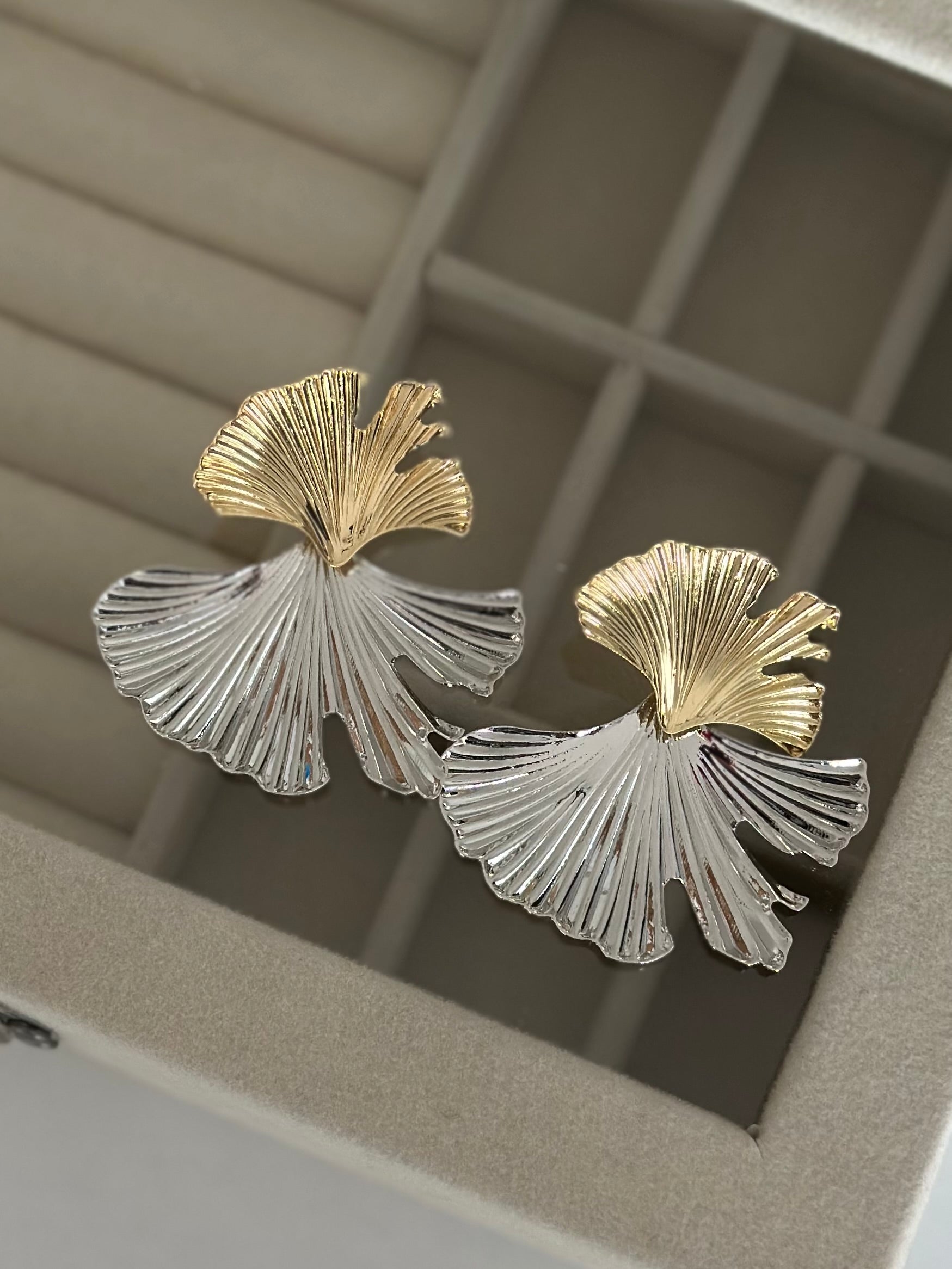 Mix Renk Yaprak Küpe