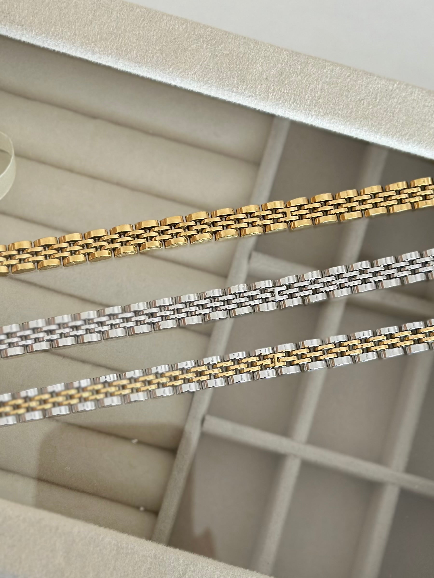 Saat Model Erkek Bileklik 7mm