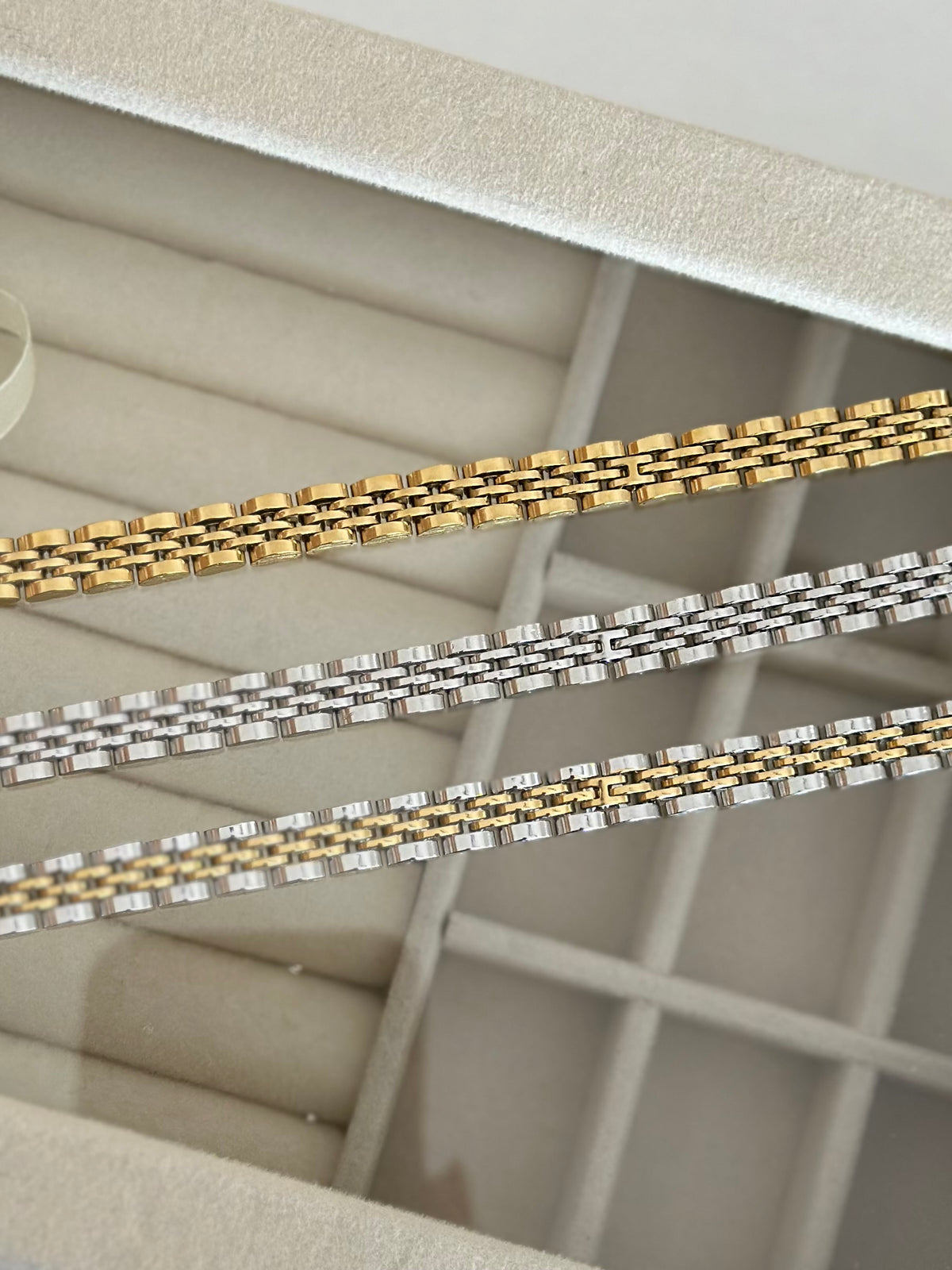 Saat Model Erkek Bileklik 7mm