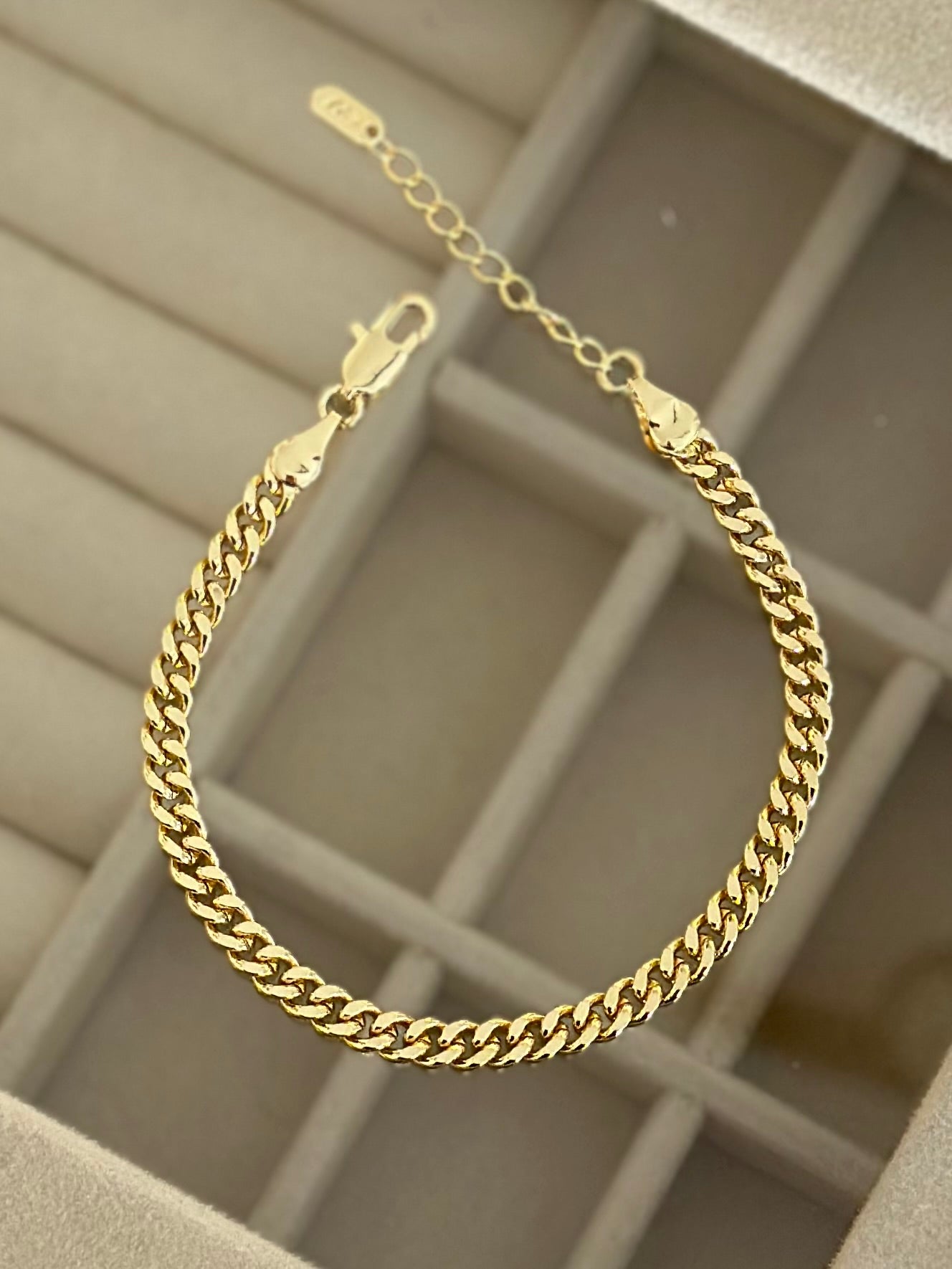 Minimal Gurmet Bileklik