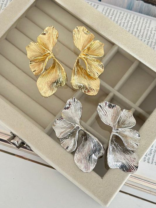 Büyük Yaprak Küpe