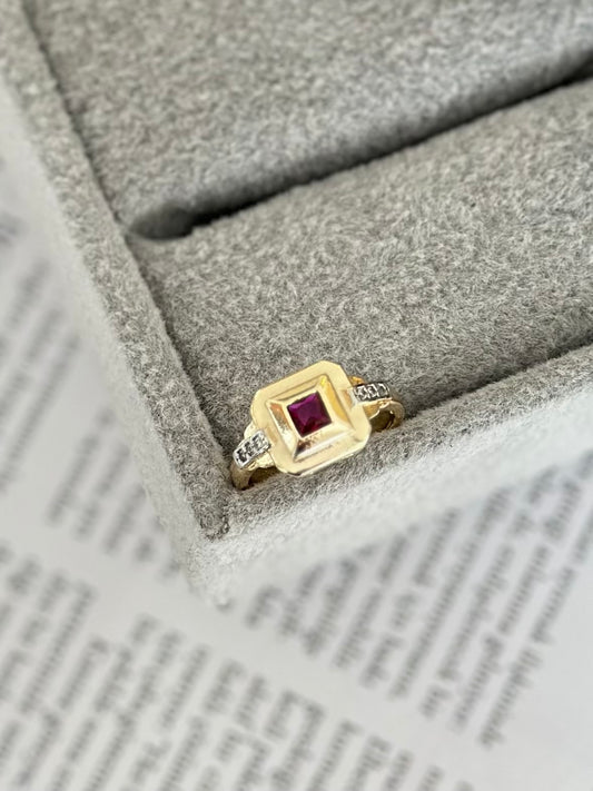 Bordo Detay Kare Model Gold Yüzük