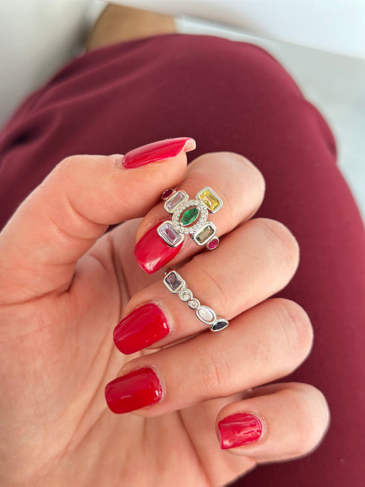 Renkli Taşlı Gümüş Renk Yüzük