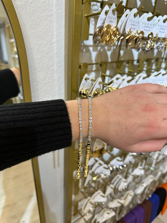 Sıra Taşlı Küp Model Bileklik