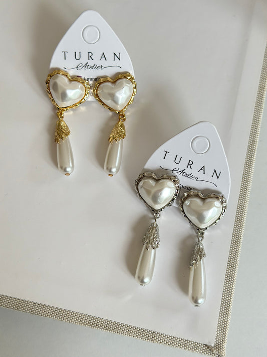 İncili Kalp Sallantılı Küpe