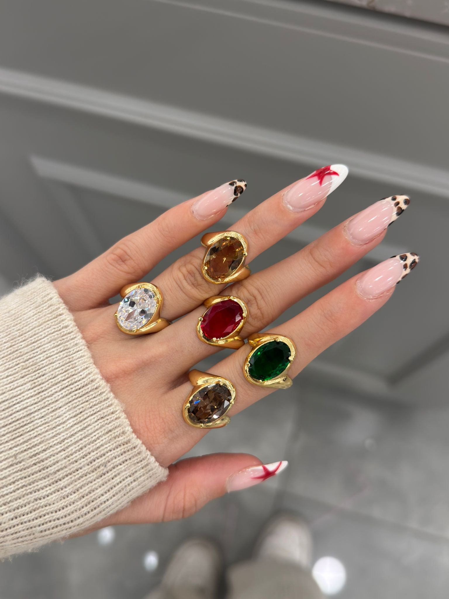 Vintage Taşlı Tasarım Yüzük