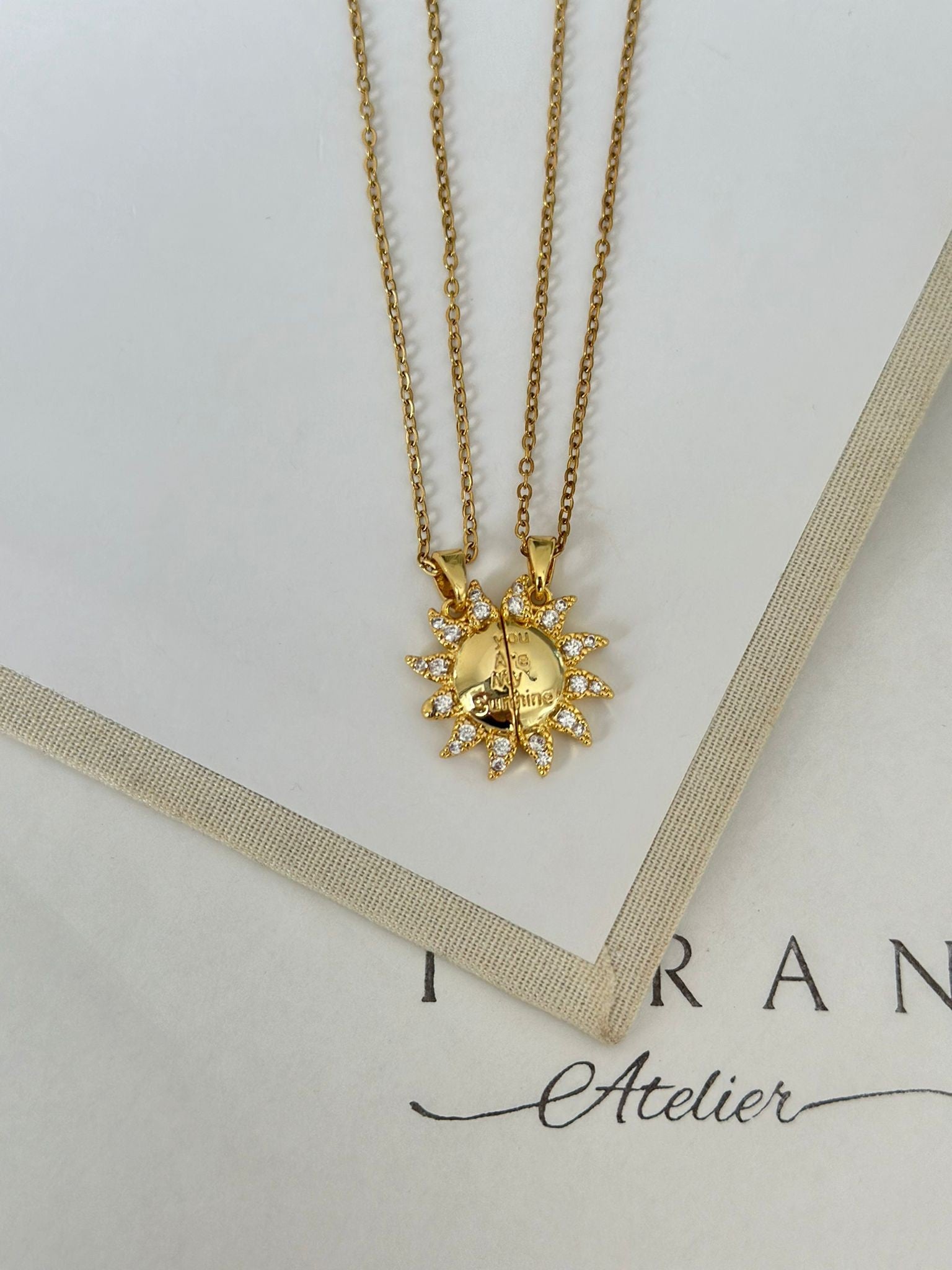 Gold Mıknatıslı Çift Kolyesi