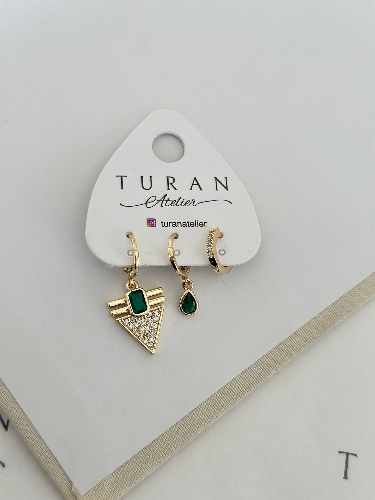Yeşil Üçgen Set kombin Küpe