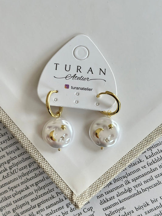 Gold Halka Ay Yıldız Beyaz Mineli Küpe