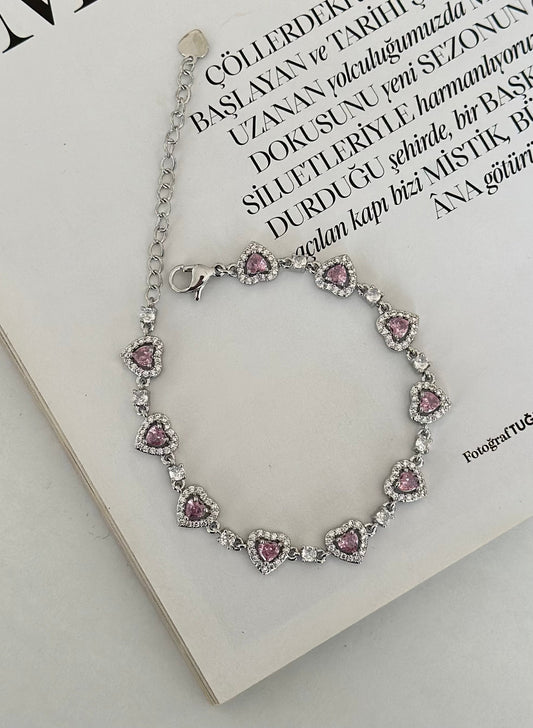 Pembe Kalp Detay Marka Zirkon Bileklik