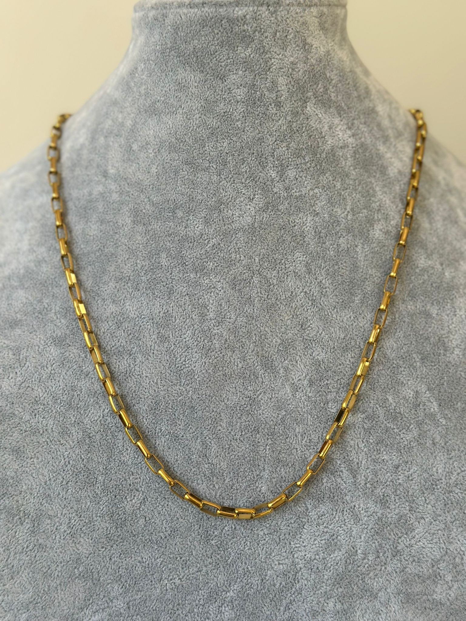 Gold Renk Geçmeli Zincir