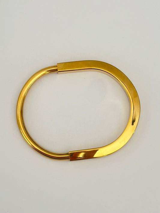 Gold Oval Kelepçe