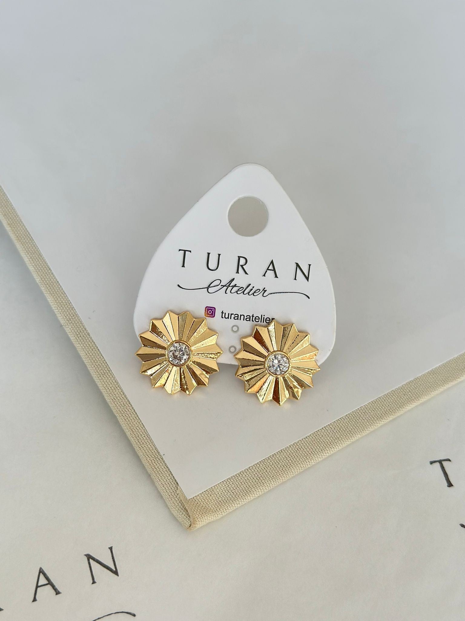 Flower Orta Boy Küpe