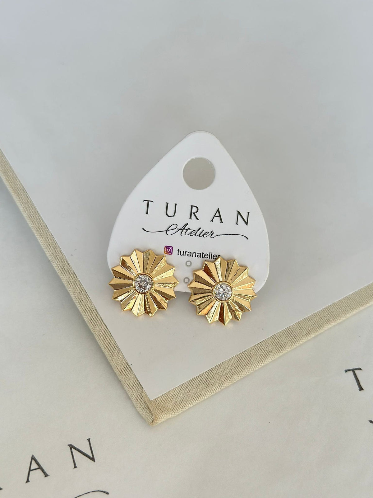 Flower Orta Boy Küpe