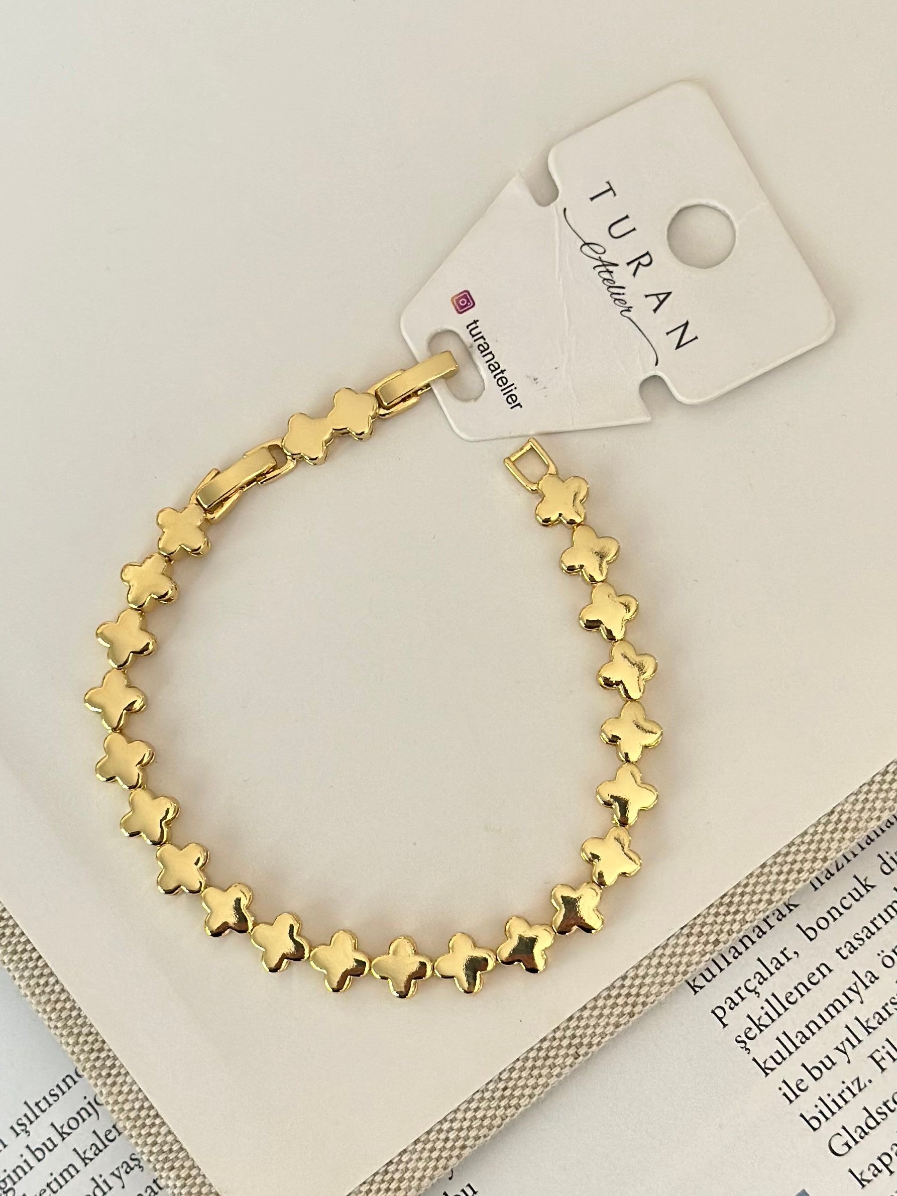 Gold Detay Yonca Bileklik