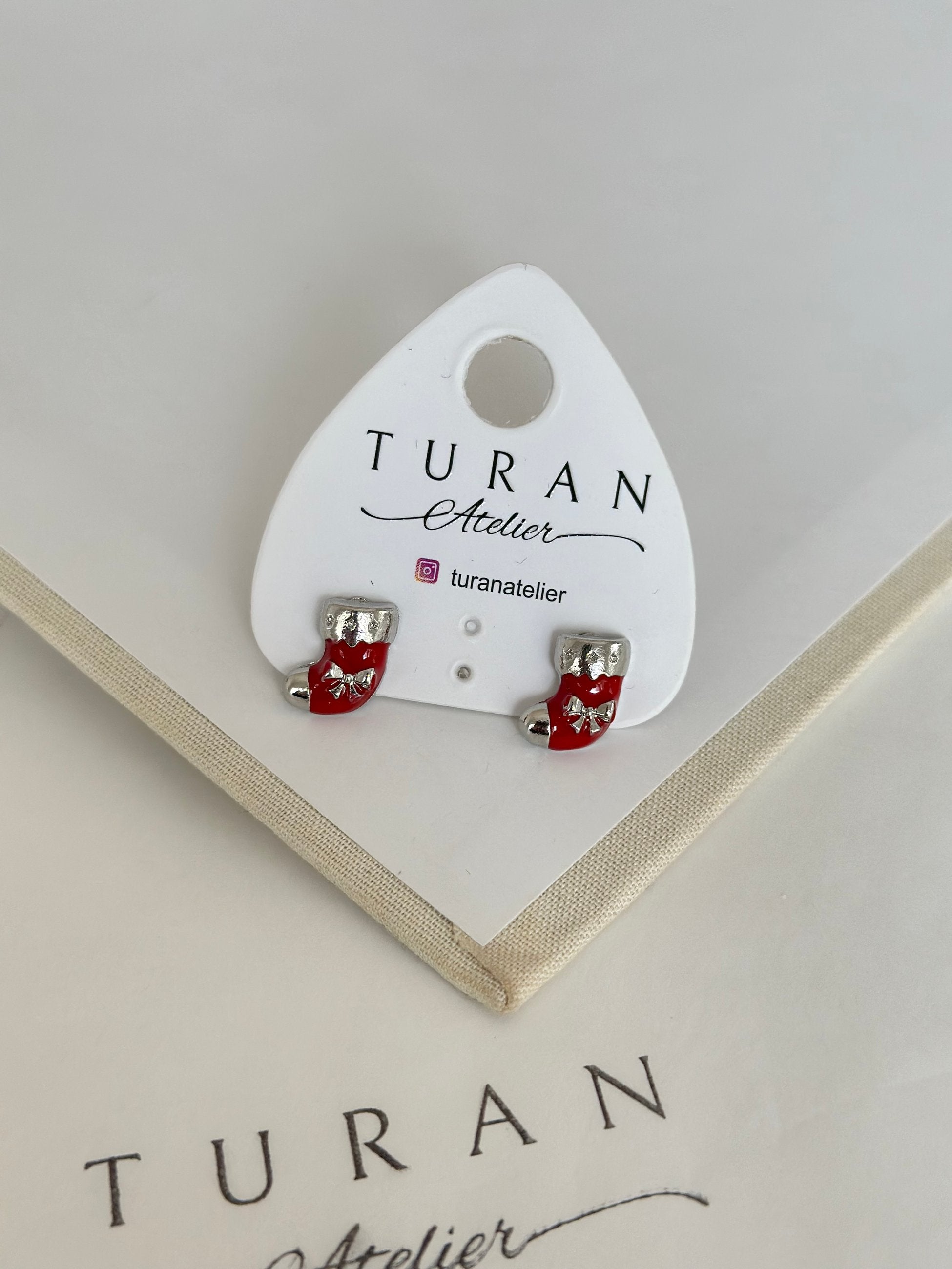 Yeni Yıl Temalı Çorap Küpe (Gümüş Renk Detay)