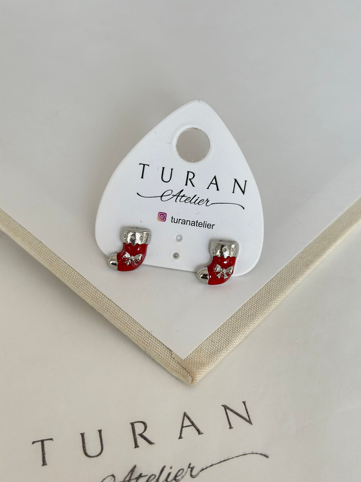 Yeni Yıl Temalı Çorap Küpe (Gümüş Renk Detay)