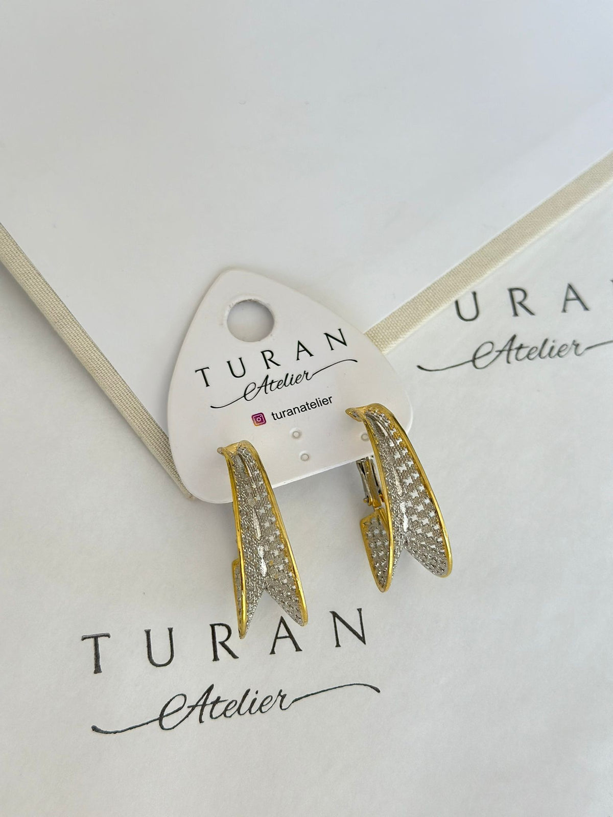 Gold Silver File Küpe