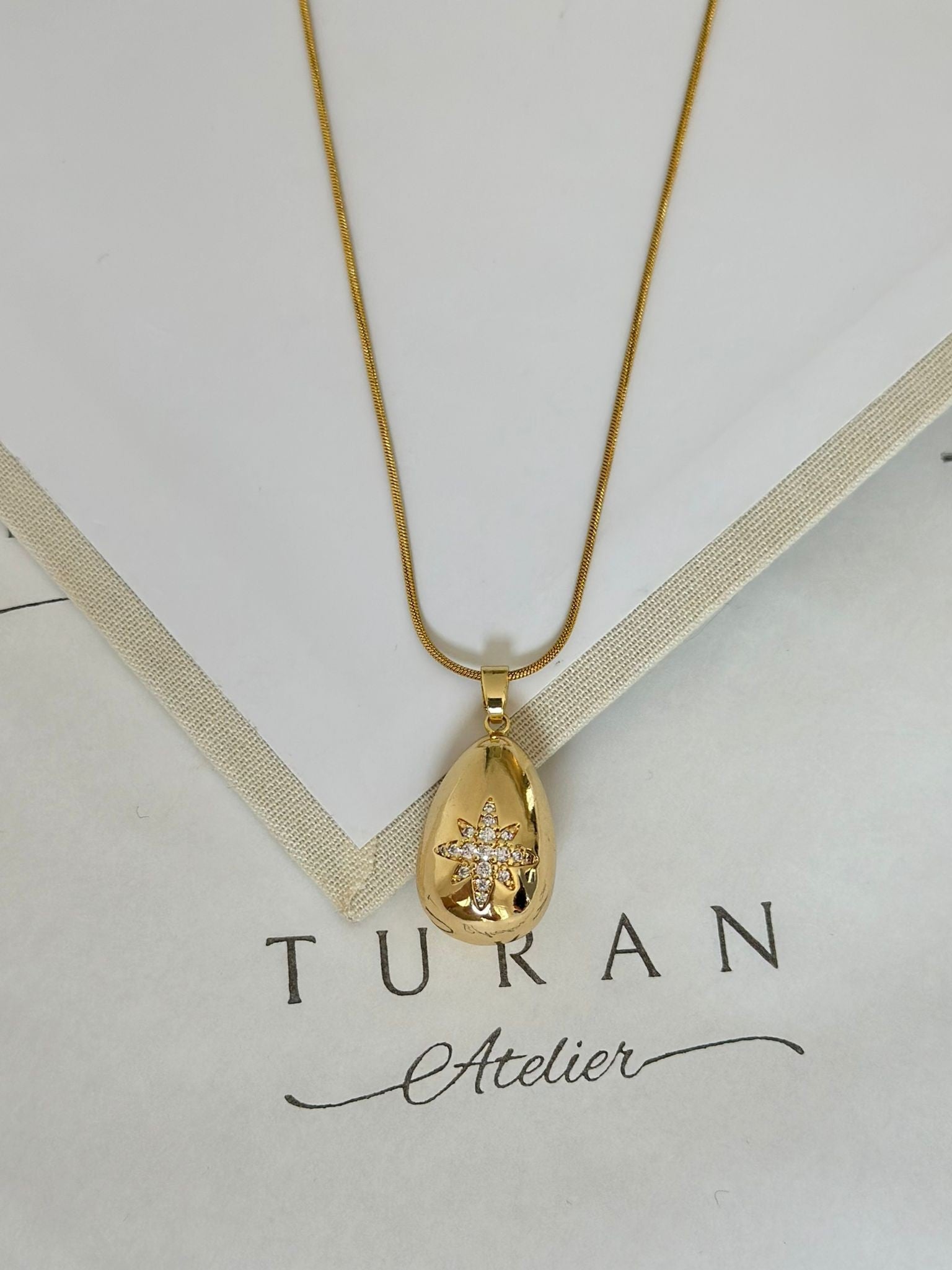 Bubble Yıldız Kolye