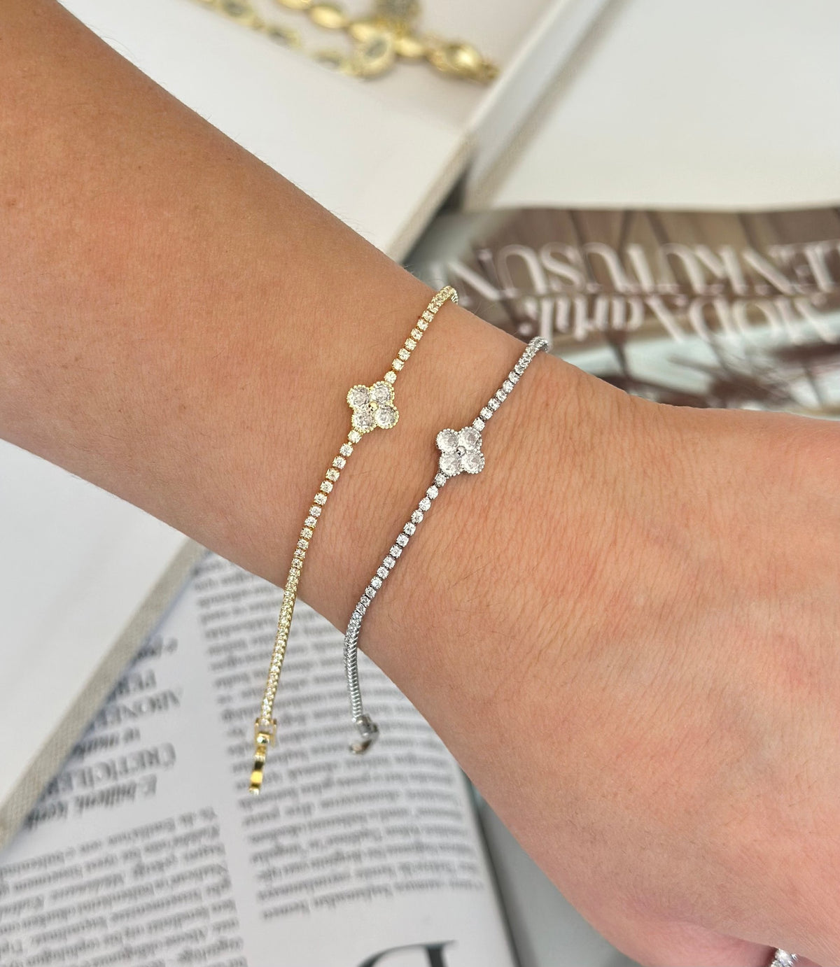 Taşlı Yonca Su Yolu Bileklik