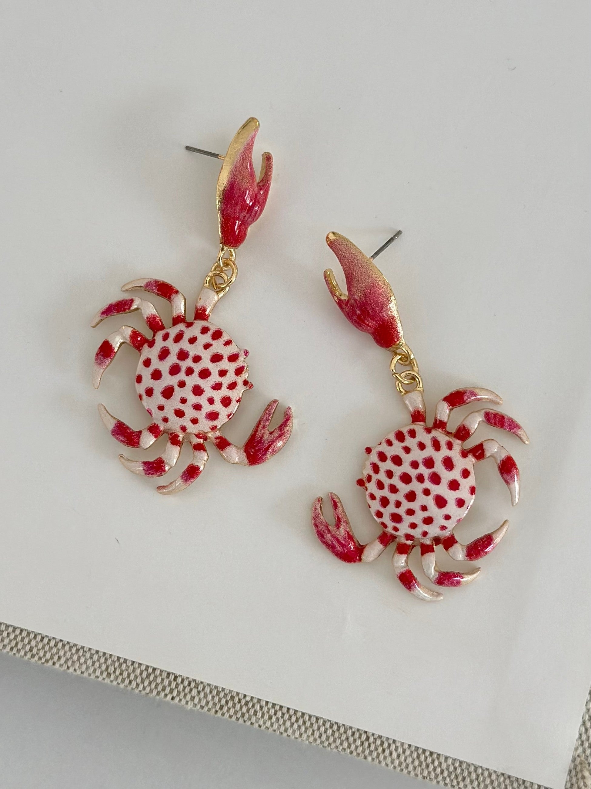 Pembe Mineli Yengeç Küpe