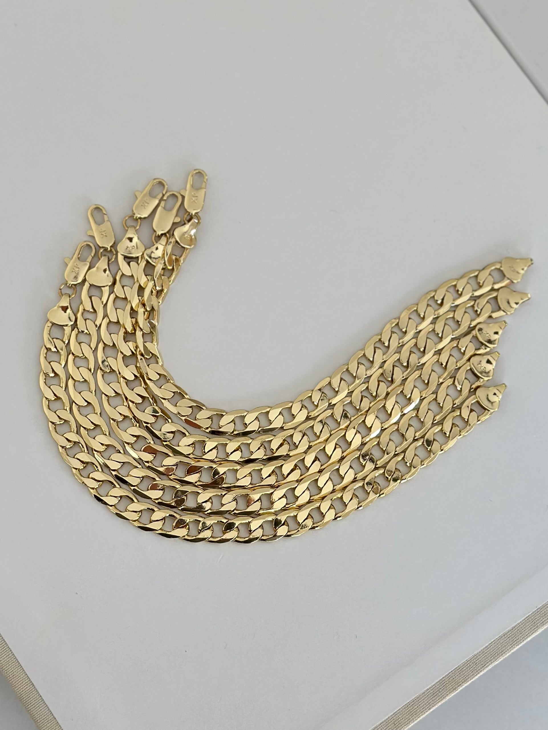 14K Renk Altın Model Seyrek Gurmet Bileklik